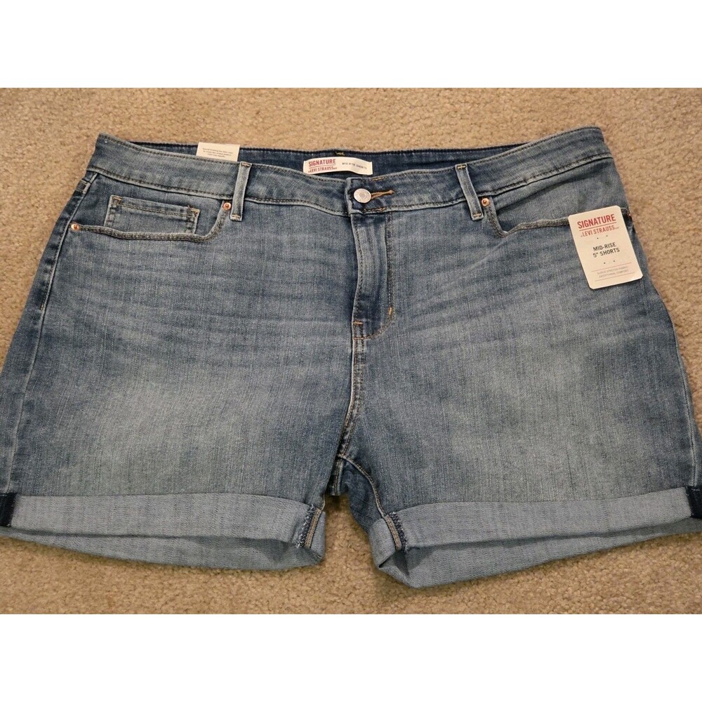 Signature by Levi Strauss & Co. Mid-Rise Cuffed Denim Shorts Blue 18W